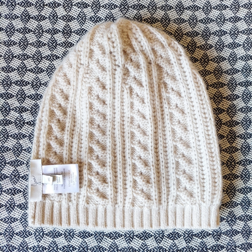 Joie cashmere / wool blend knit hat. - Picture 5 of 11